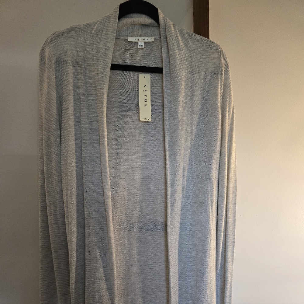 Cyrus Women's Gray Open Front Sweater